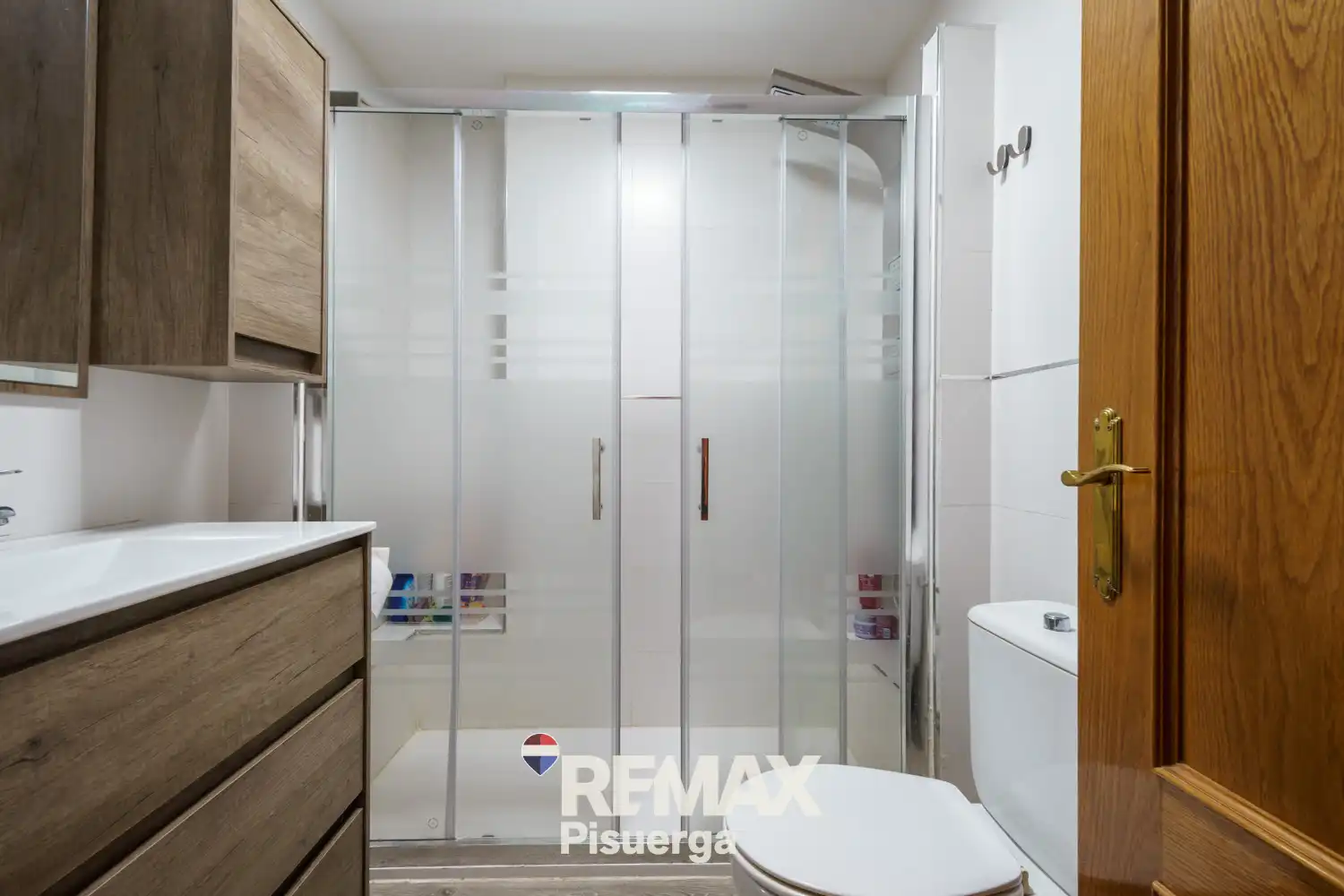 Baño de Casa o chalet en venta en Arroyo de la Encomienda con Aire acondicionado, Calefacción y Jardín privado