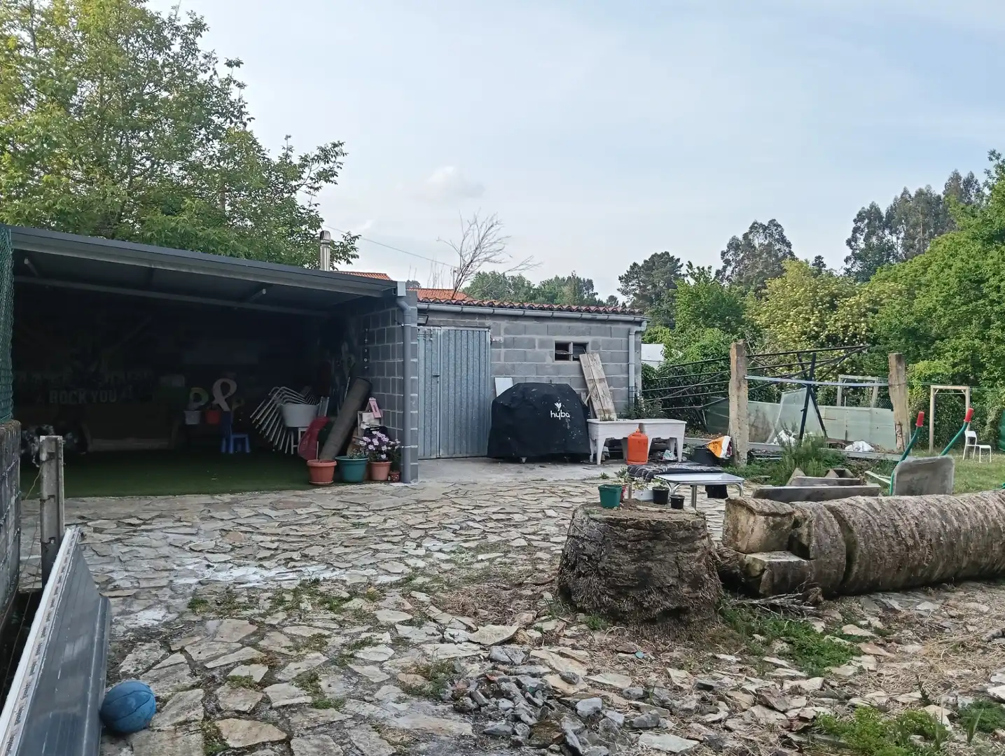 Jardín de Casa adosada en venta en Bergondo con Calefacción, Jardín privado y Trastero