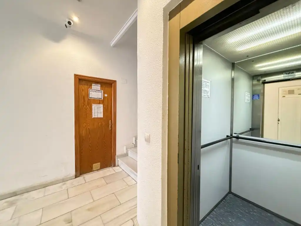 Attic for sale in Torrevieja  with Air Conditioner and Furnished