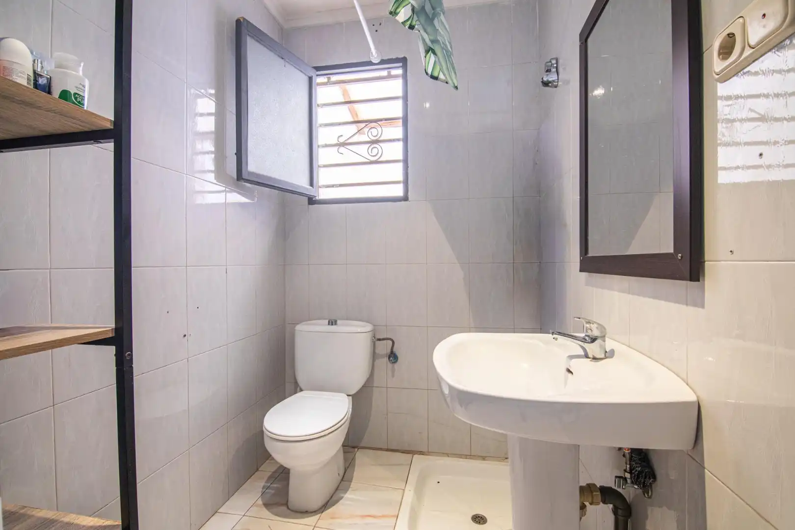 Baño de Planta baja en venta en Novelda