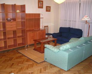 Living room of Flat to rent in  Albacete Capital  with Air Conditioner and Balcony