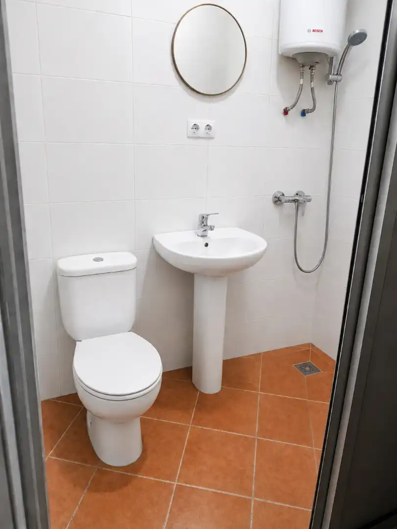 Local comercial de lloguer a Carrer de Manolo Taberner 21Dupl, imagen 3