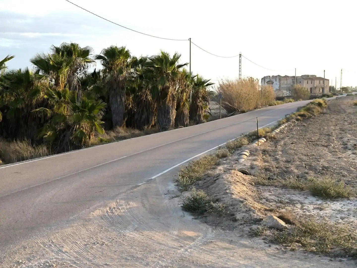 Terrain rustique à vendre à La Marina