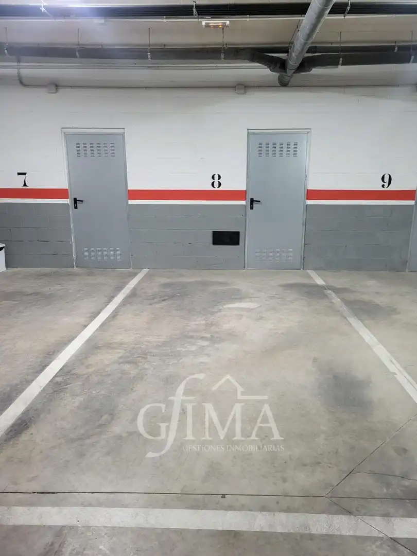 Parking de Apartamento en venta en Ruidera con Terraza, Amueblado y Piscina comunitaria