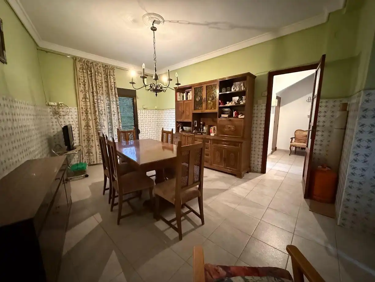 Comedor de Piso en venta en Mislata con Terraza, Trastero y Balcón
