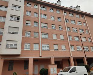 Vista exterior de Apartament en venda en Gijón  amb Piscina i Balcó