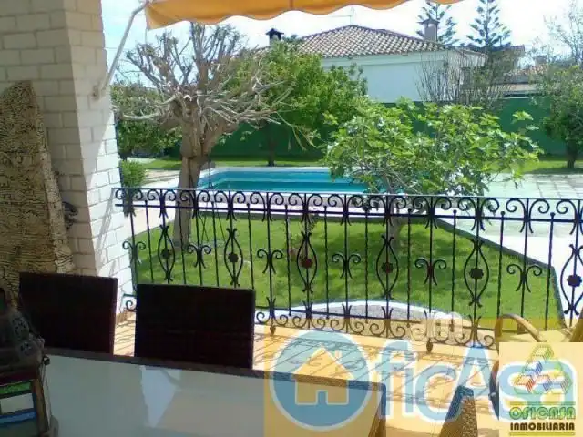 Xalet amb piscina en venda a El Grao, imagen 5