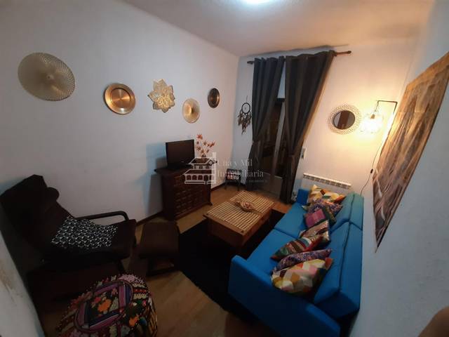 Piso en Alquiler en Salesas