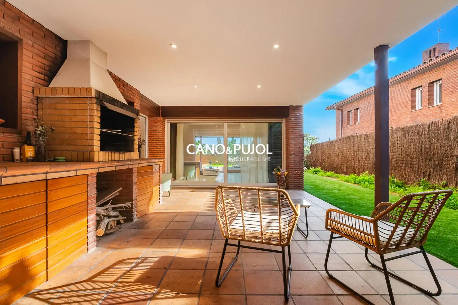 Terrace of Houses for sale in Sant Cugat del Vallès  with Air Conditioner, Terrace and Swimming Pool