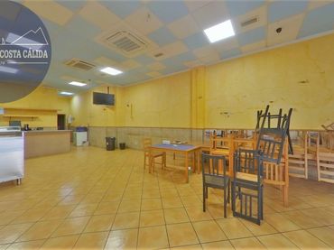 Business premises for sale in Calle Jovellanos 47