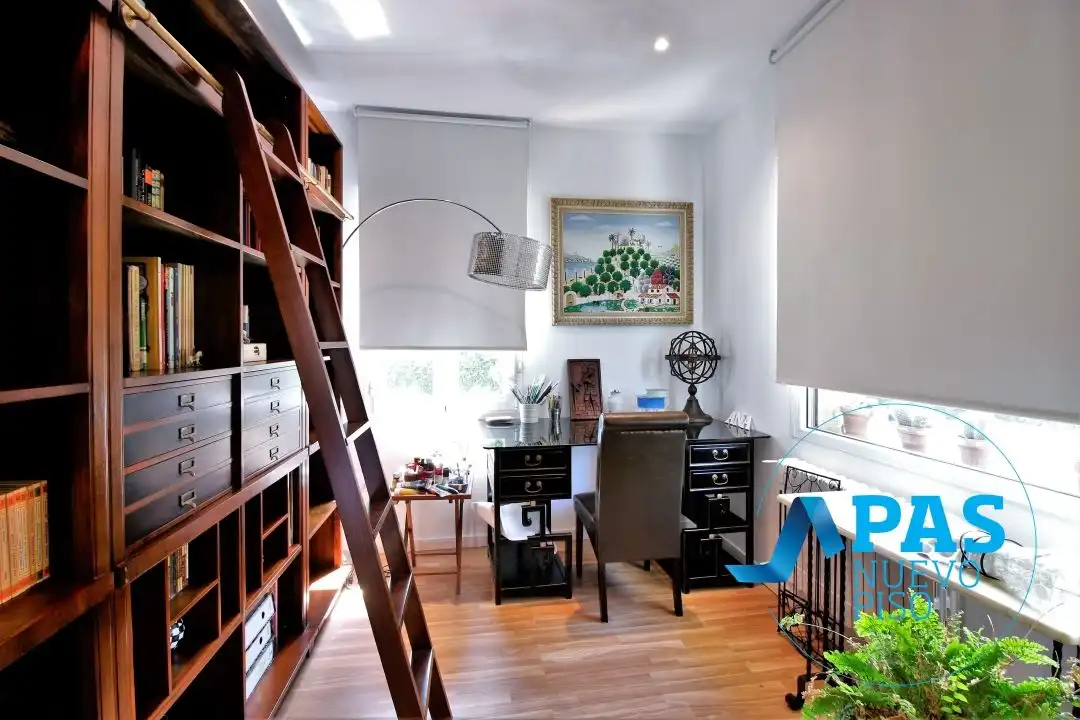 Schlafzimmer von Haus oder Chalet zum Verkauf in Santander mit Privatgarten, Parkett und Terrasse