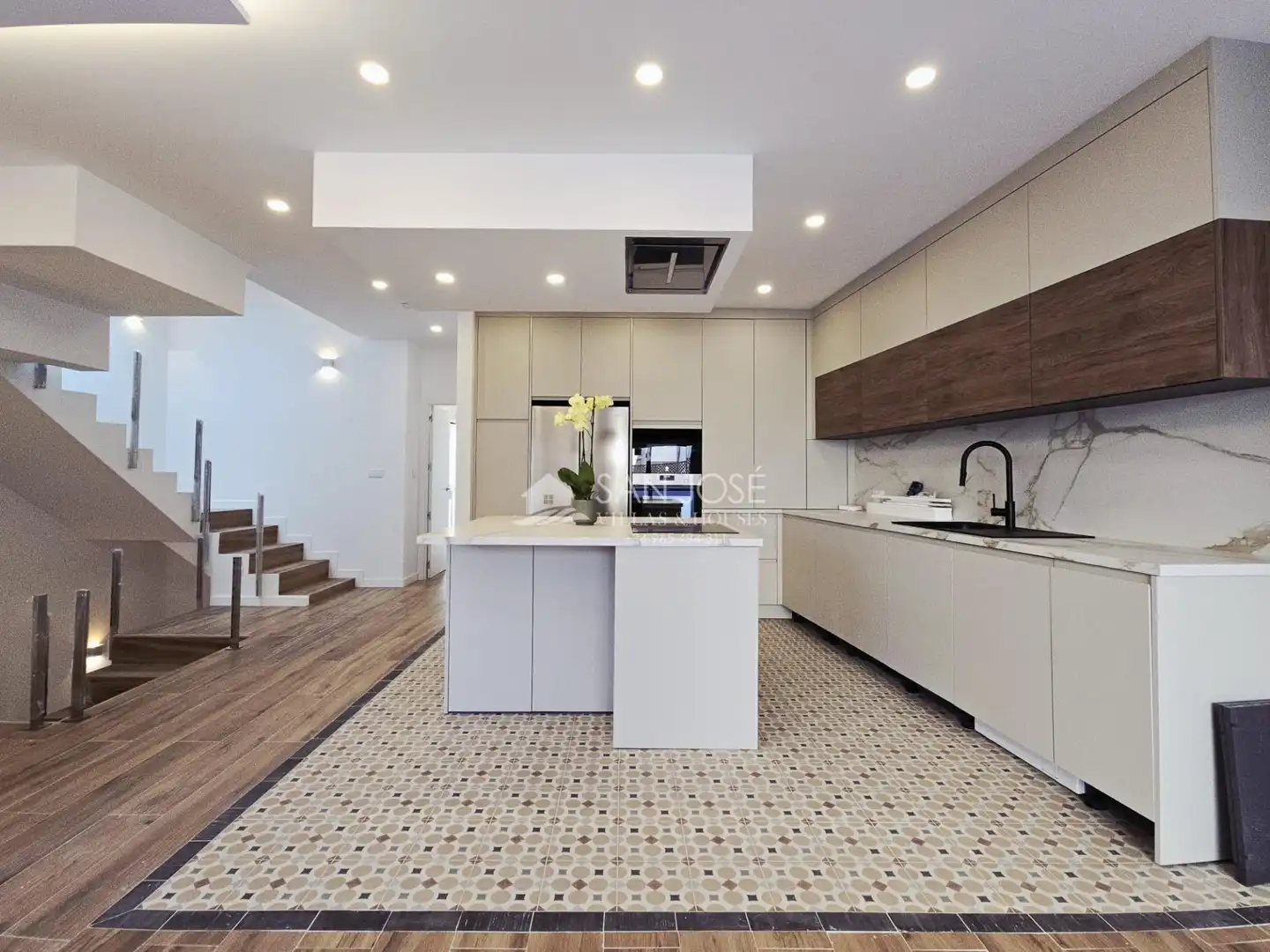 Maison avec terrasse à vendre à Aspe Centro, imagen 9