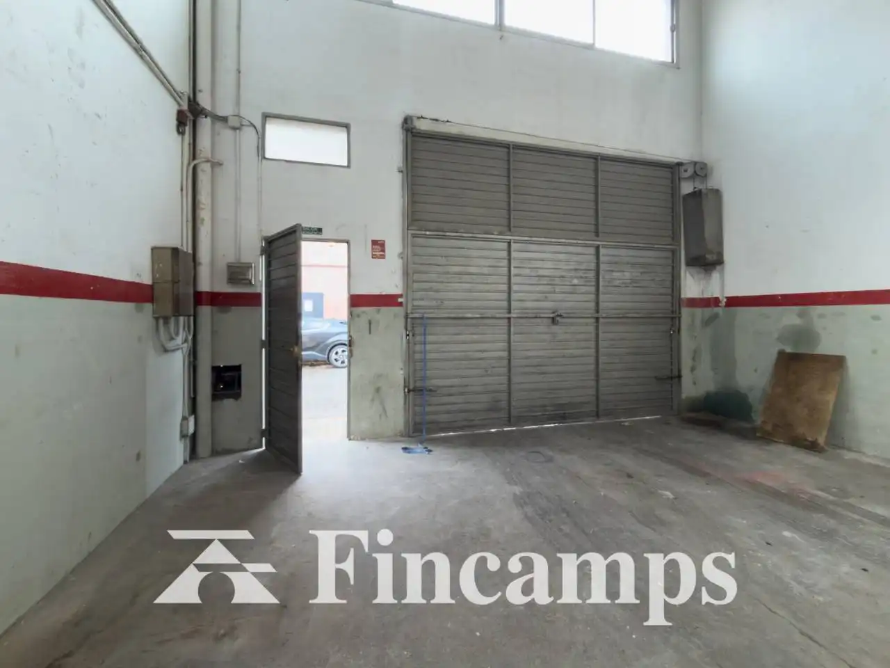 Nau industrial de lloguer en Can Feu - Gràcia