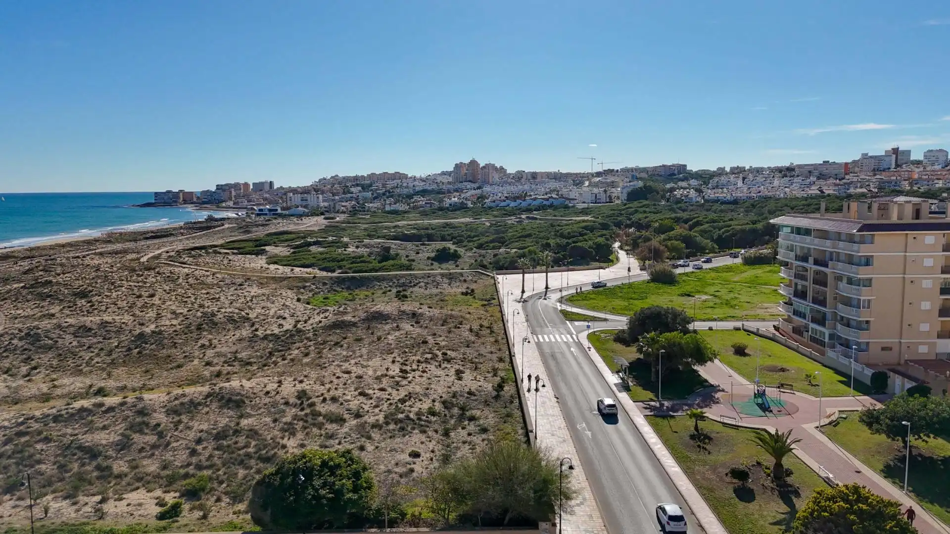 Apartamento en venta en Torrevieja con Jardín privado
