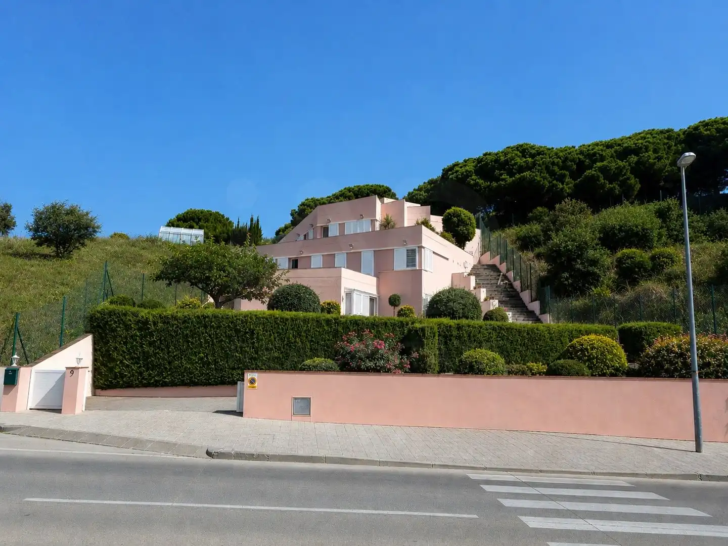 Vista exterior de Casa o xalet en venda en Canet de Mar amb Calefacció