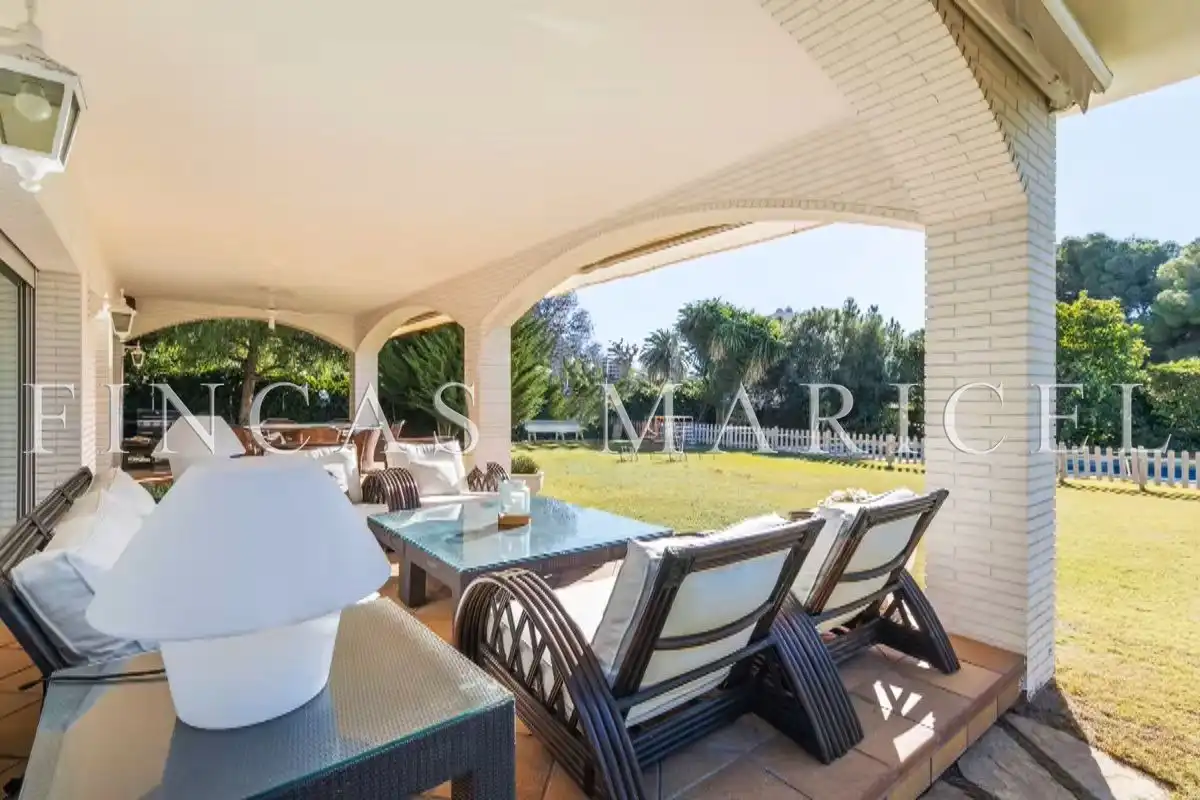 Casa o xalet en venda a Pintor Roig i soler, Can Girona - Terramar - Vinyet