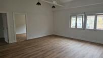 Sala d'estar de Pis en venda en Torrelavega  amb Calefacció