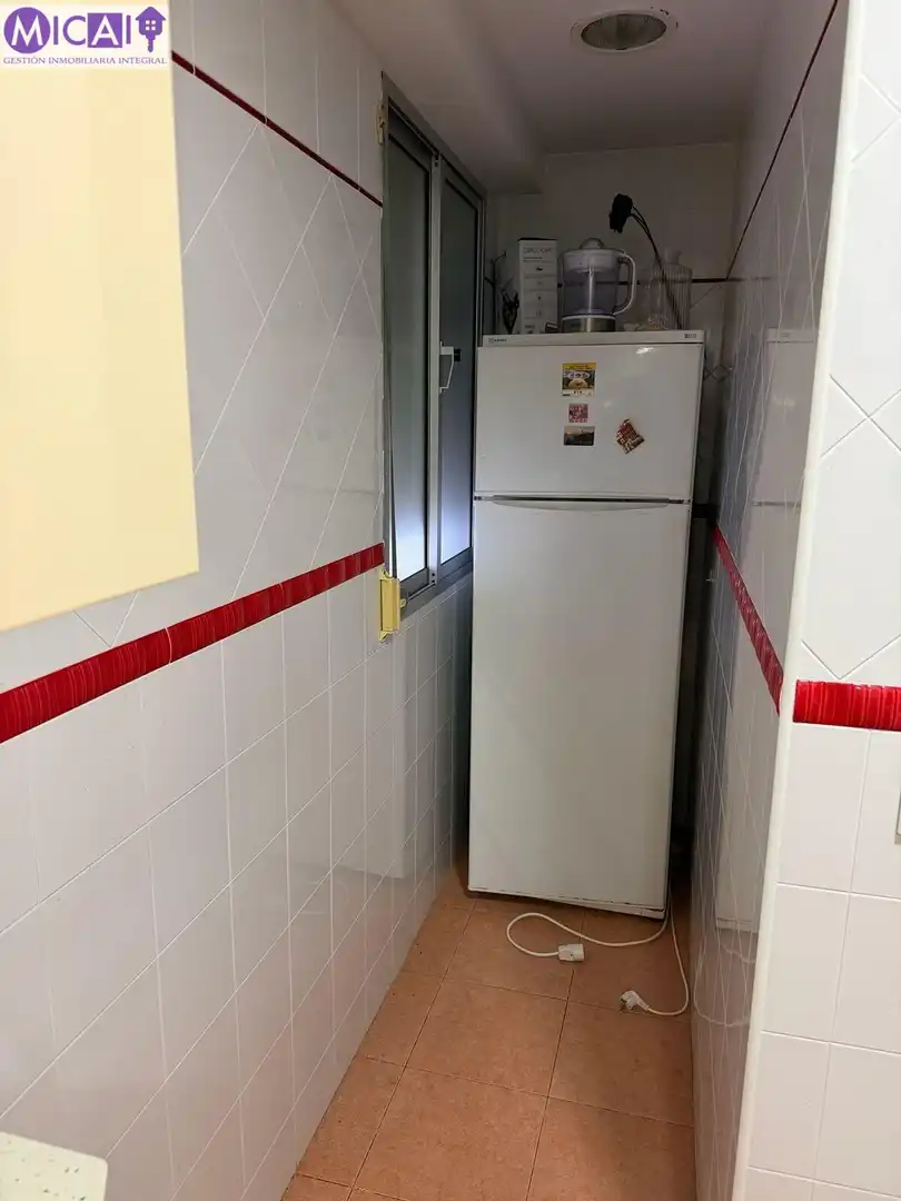 Cocina de Piso en venta en Cádiz con Aire acondicionado