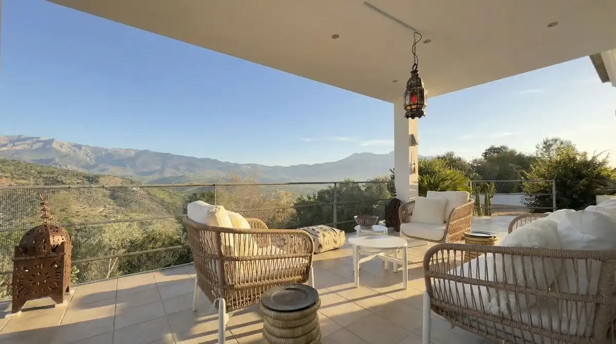 Detached house with pool for sale in Guaro, imagen 4