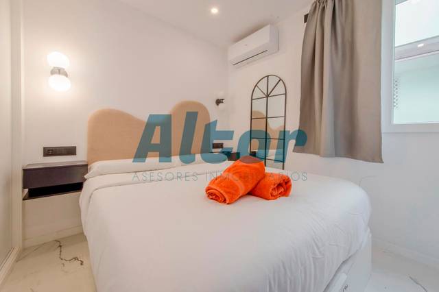 Piso en Venta en MONTSERRAT en Universidad - Malasaña