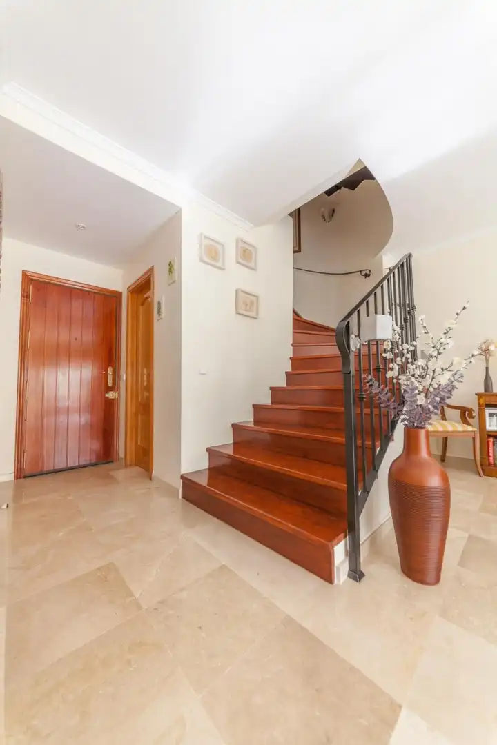 Casa adosada en venta en Casco Antiguo