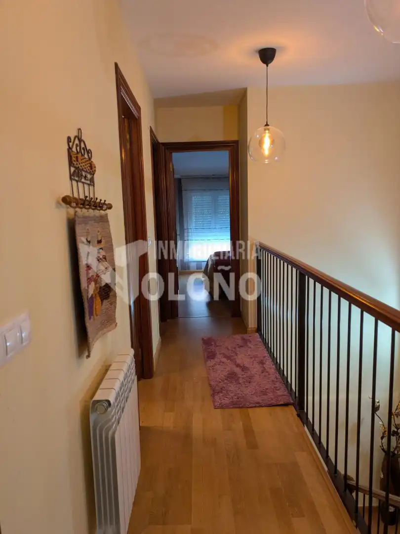 Haus oder Chalet zur Miete in Anguciana mit Heizung, Privatgarten und Parkett
