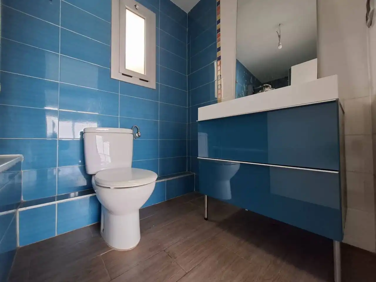 Bathroom of Attic for sale in Terrassa  with Parquet flooring