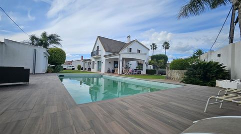 SE VENDE CHALET INDEPENDIENTE DE CUATRO HABITACIONES EN ALGECIRAS, ZONA COLONIA SAN MIGUEL., imatge 2