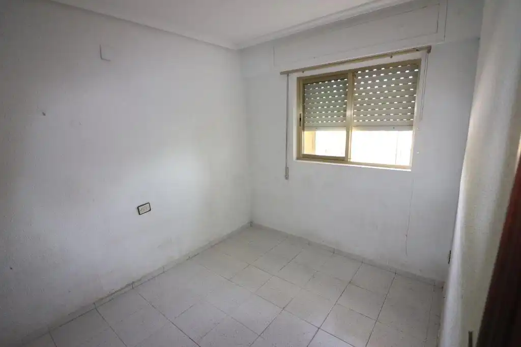 Casa aparellada amb terrassa en venda a Avenida de la Música, imagen 7