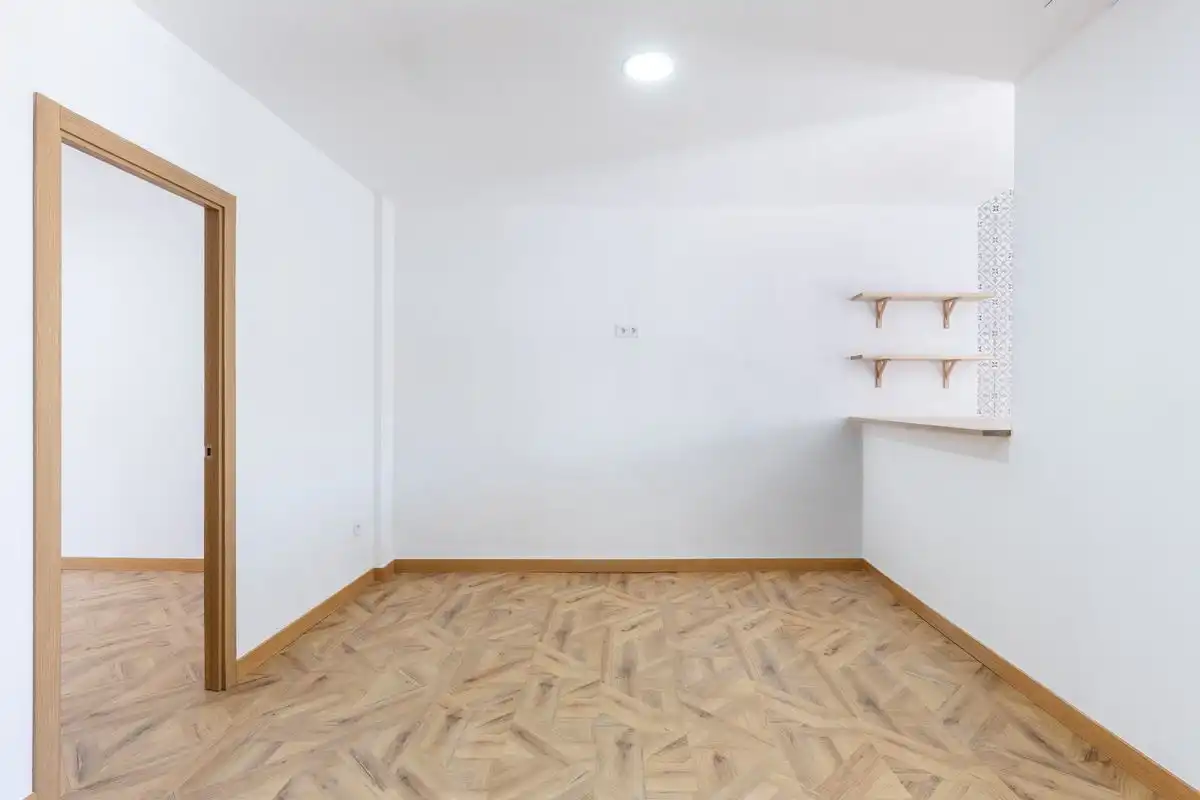 Flat for sale in Torrent  with Air Conditioner and Heating