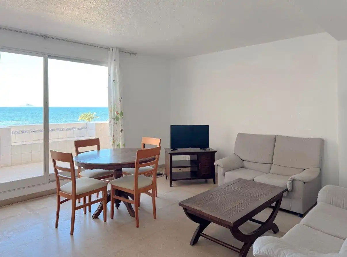Wohnzimmer von Dachboden zum Verkauf in La Manga del Mar Menor mit Privatgarten, Terrasse und Abstellraum