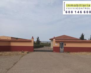 Industrial buildings for sale in Zuera