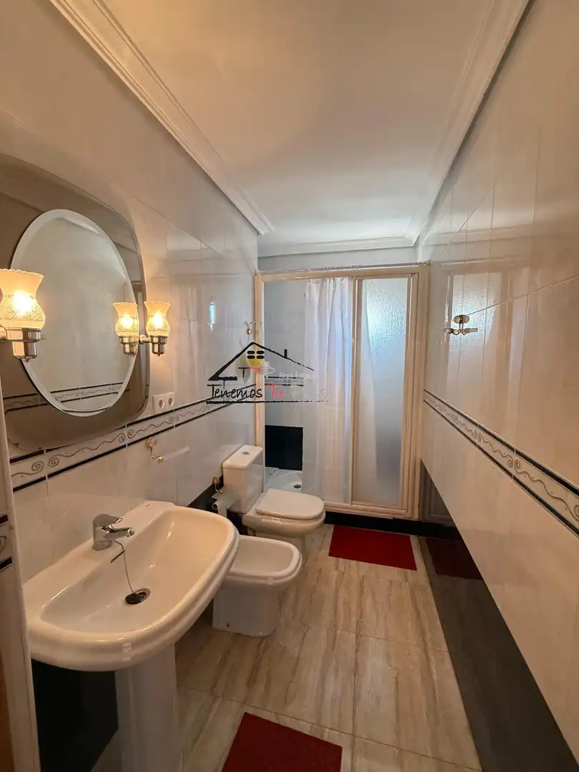 Bathroom of Flat for rent in Benicarló  with Air Conditioner, Heating and Terrace