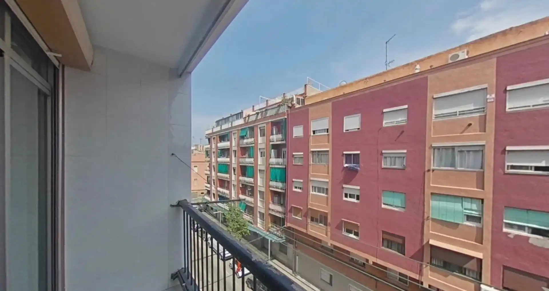 Vista exterior de Piso en venta en Badalona
