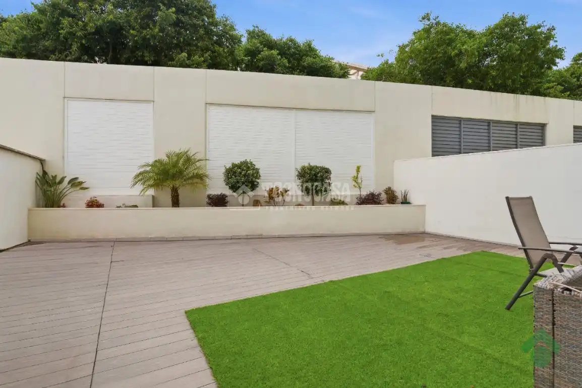 Jardí de Pis en venda en Jerez de la Frontera amb Aire condicionat