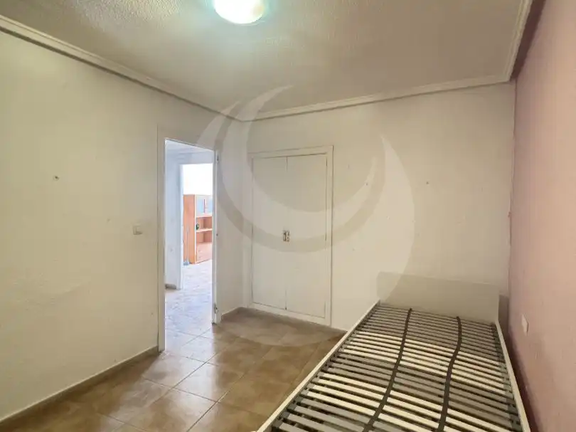 Piso en venta en Chiva con Balcón