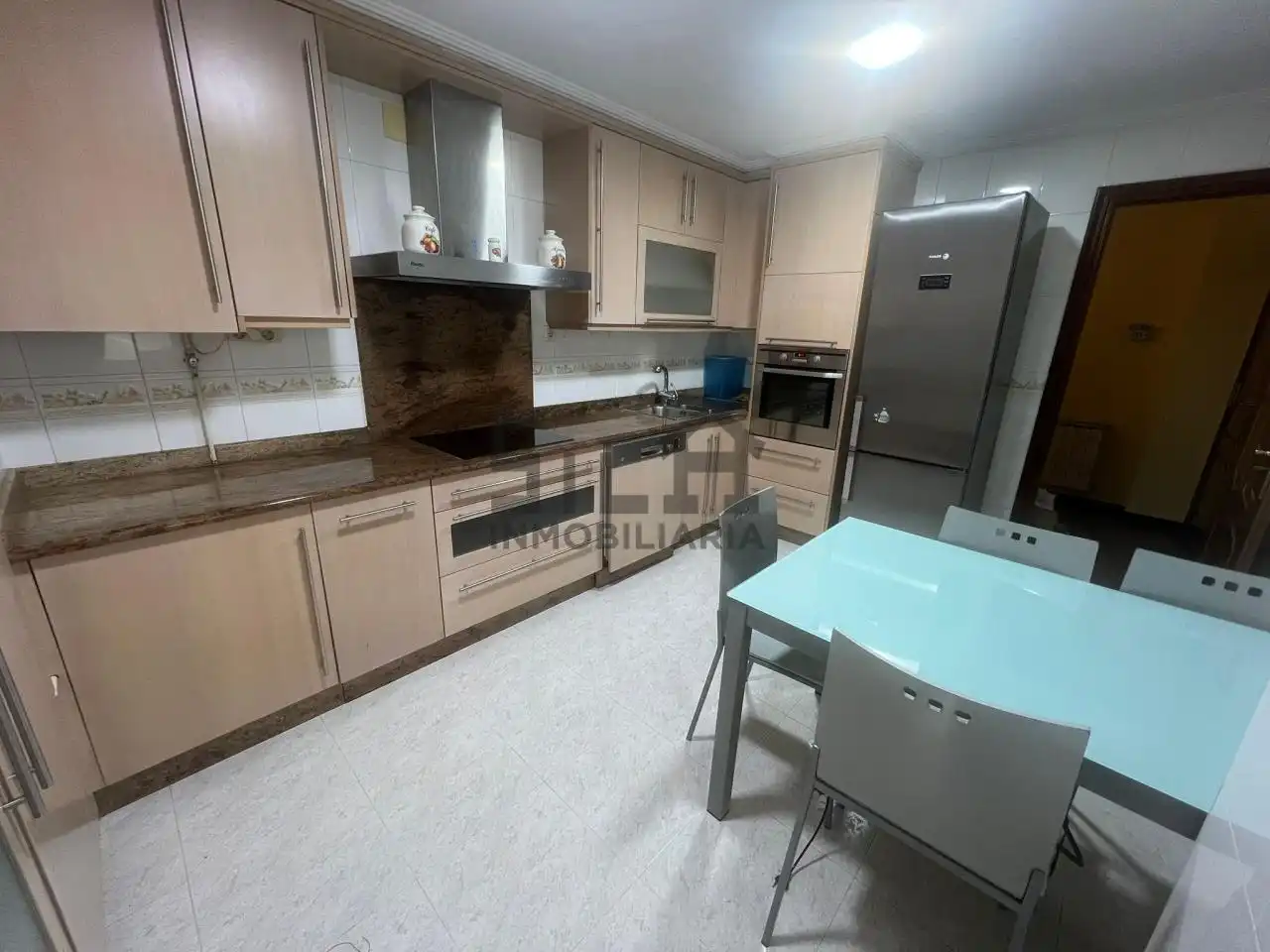 Kitchen of Flat for rent in Ourense Capital   with Heating, Parquet flooring and Furnished