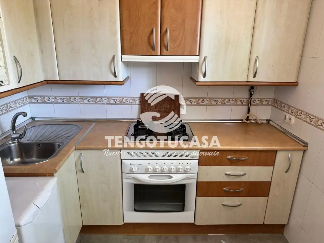 Cocina de Piso en venta en Madrid con Calefacción, Trastero y Horno