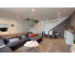 Living room of Single-family semi-detached for sale in Maó  with Air Conditioner and Terrace