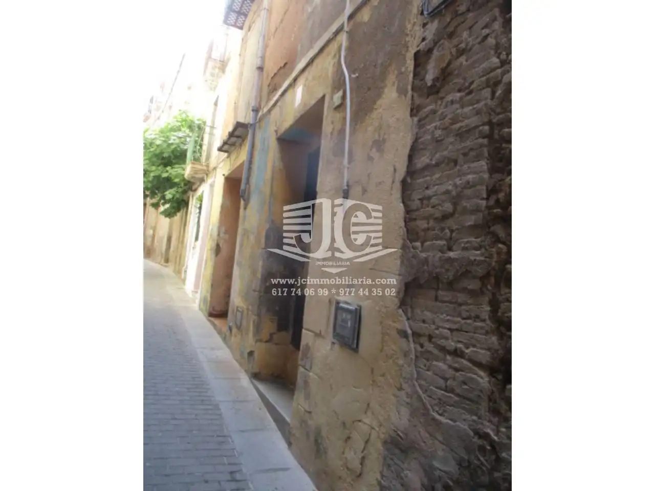 Vista exterior de Local en venta en Tortosa