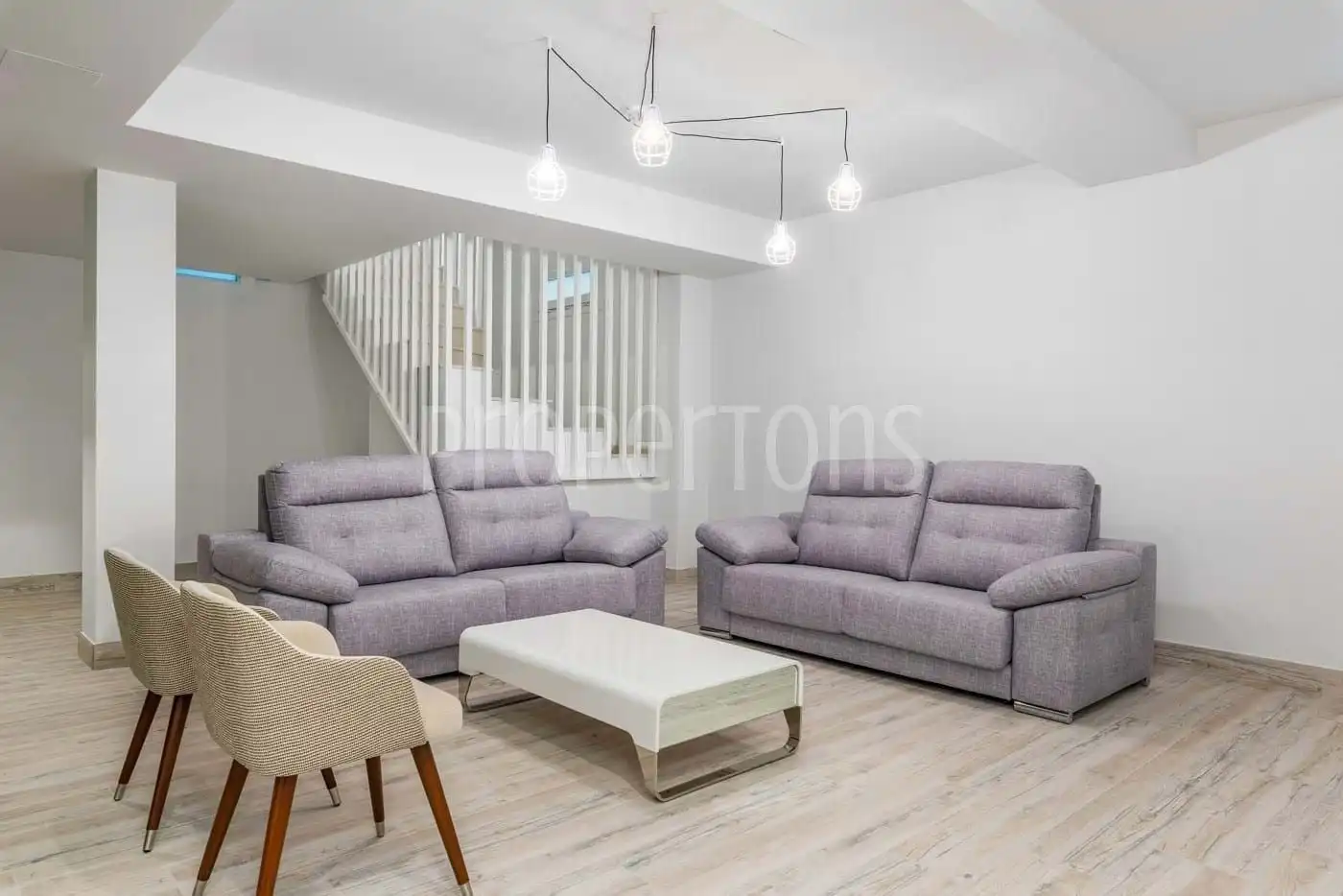 House for sale in N/A