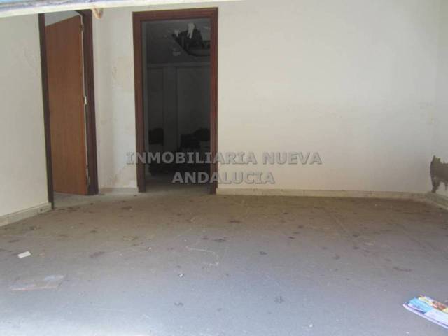 Local comercial en Alquiler en Barrio Alto - San Félix