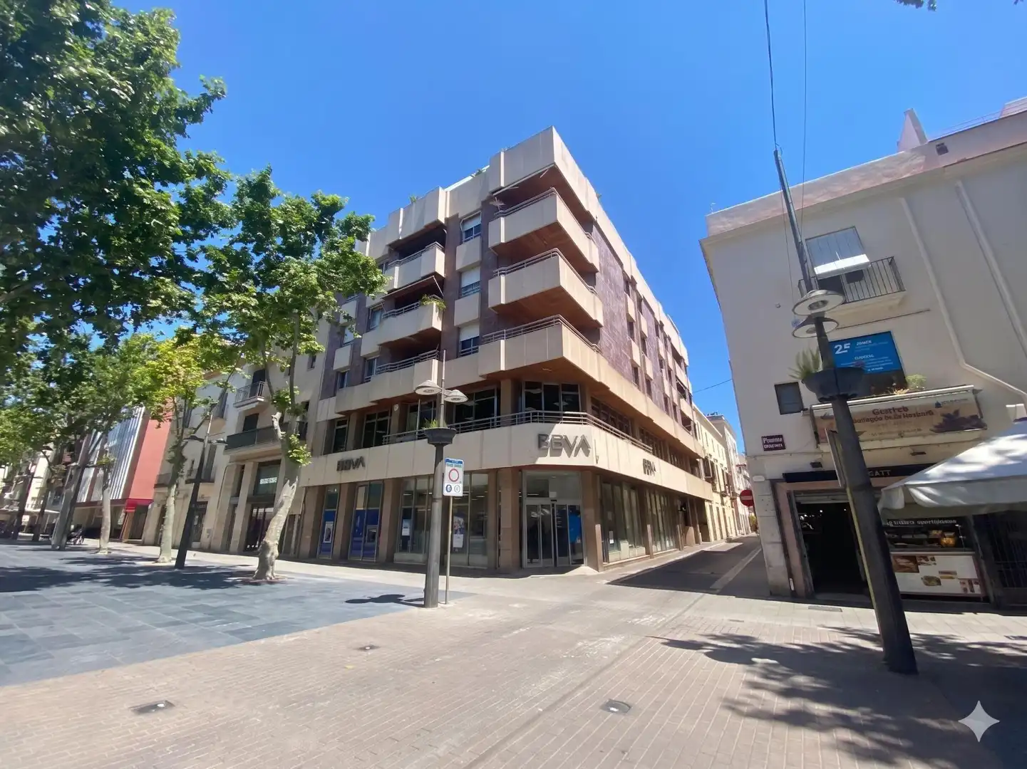 Vista exterior de Pis en venda en Vilanova i la Geltrú amb Aire condicionat, Calefacció i Terrassa