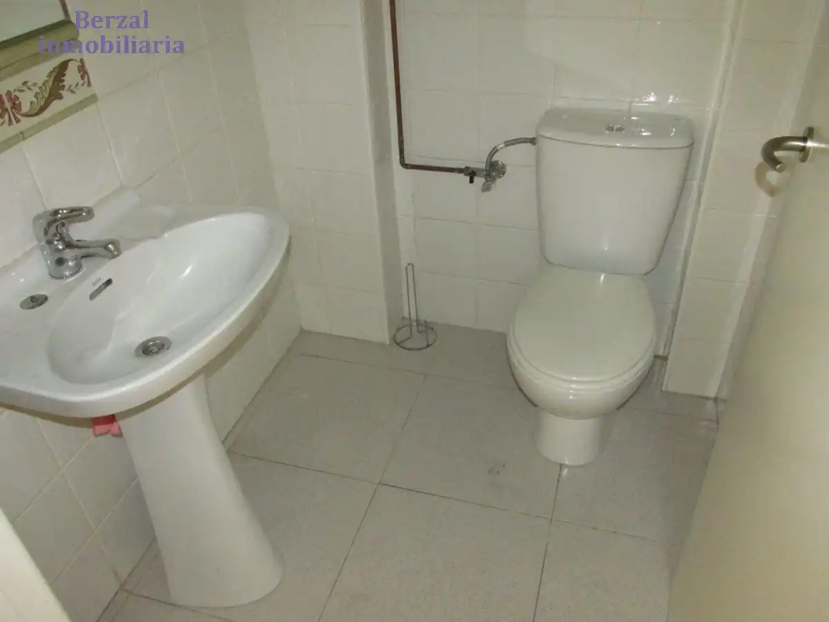 Local comercial en alquiler en Calle Doctores Castroviejo, imagen 23