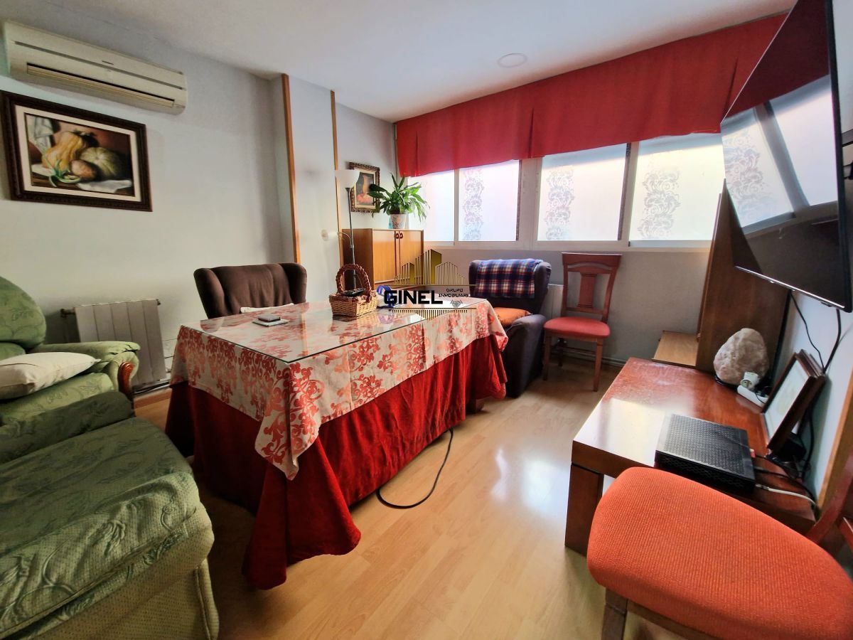 Bedroom of Flat for sale in  Jaén Capital  with Air Conditioner, Heating and Furnished