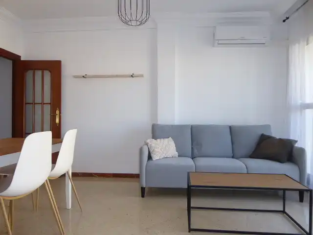 Sala de estar de Piso de alquiler en Málaga con Aire acondicionado, Terraza y Amueblado