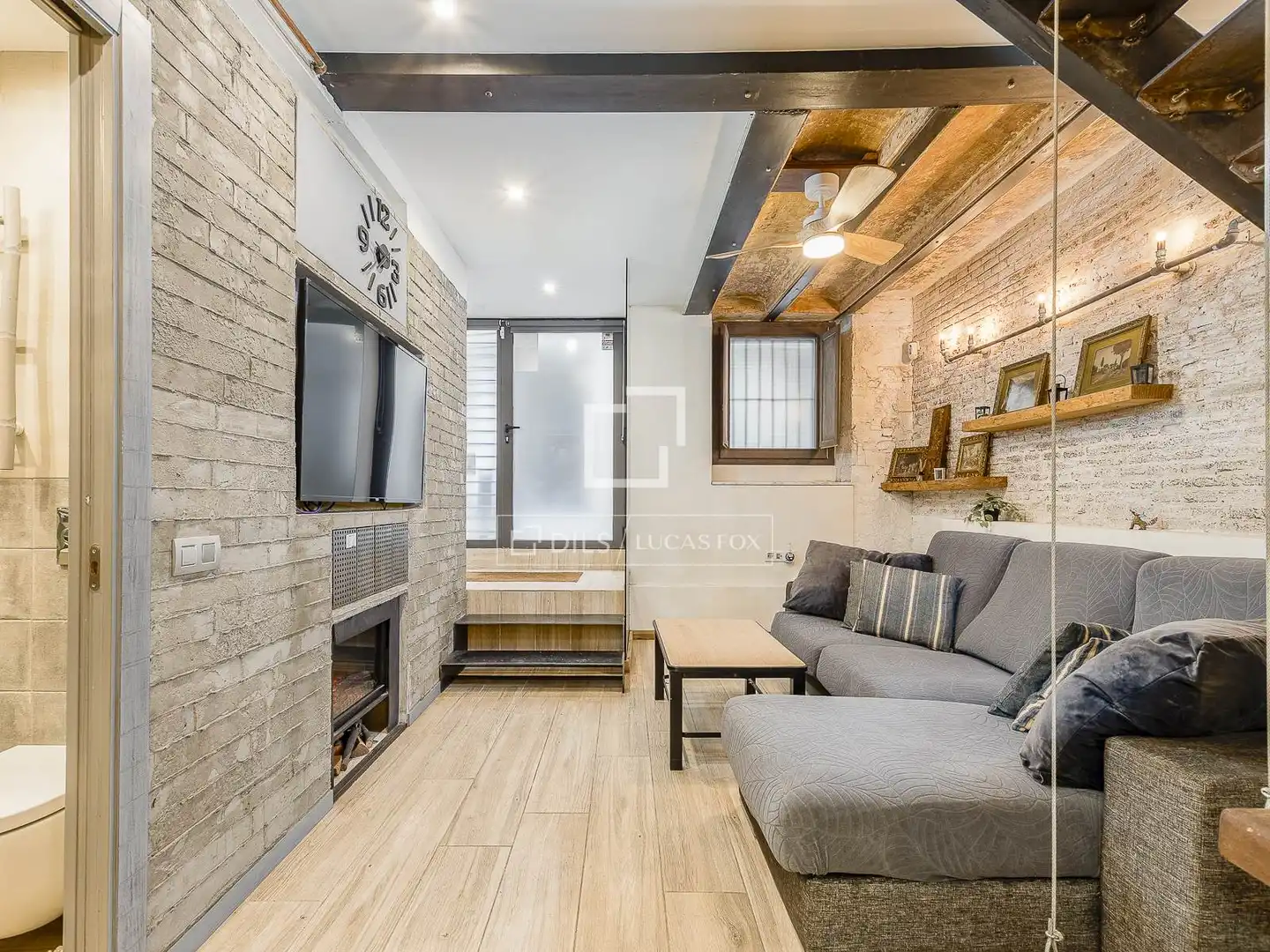 Sala de estar de Piso en venta en Barcelona con Aire acondicionado, Calefacción y Trastero