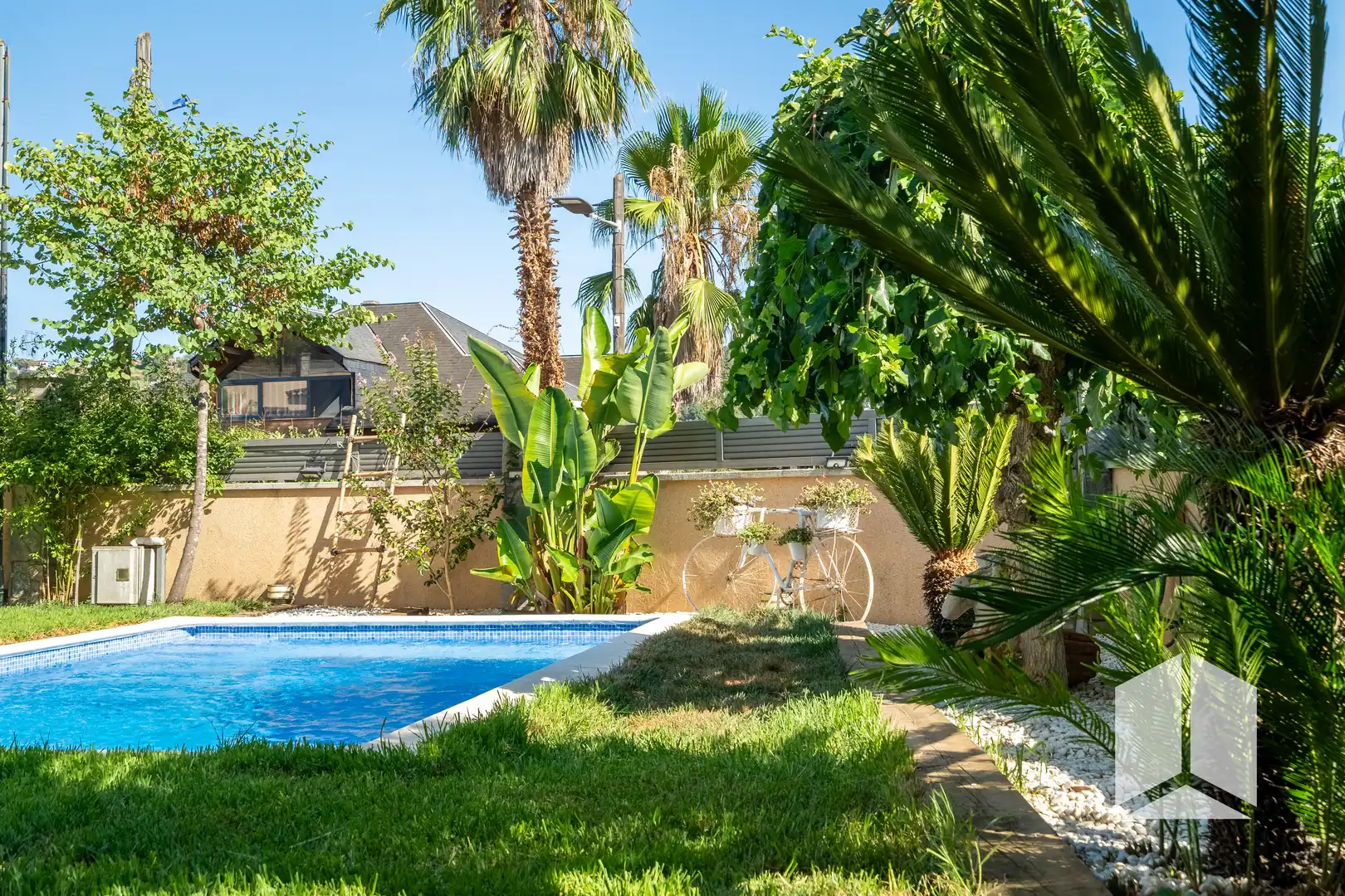Swimming pool of Houses for sale in Sant Vicenç Dels Horts  with Storage room and Swimming Pool