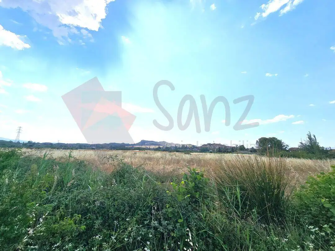 Land for sale in Lardero