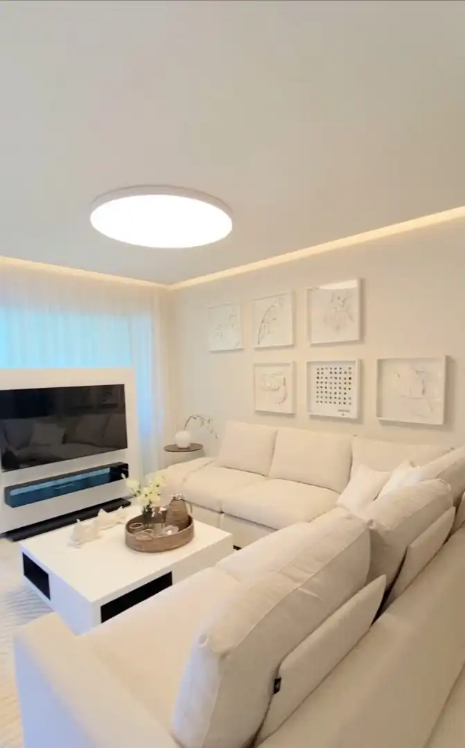 Sala d'estar de Pis en venda en Marbella amb Aire condicionat, Calefacció i Terrassa